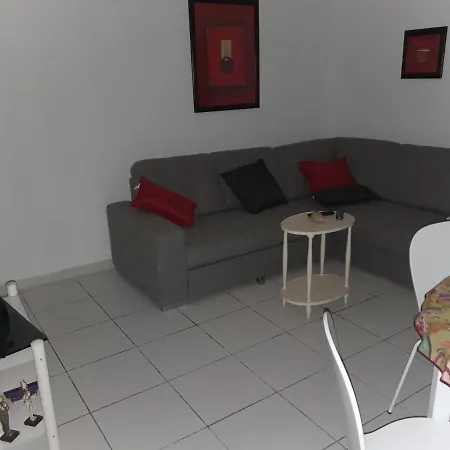 شقة Location Saisonniere Appartement 3 Pieces Sur Saint Raphael Saint-Raphaël